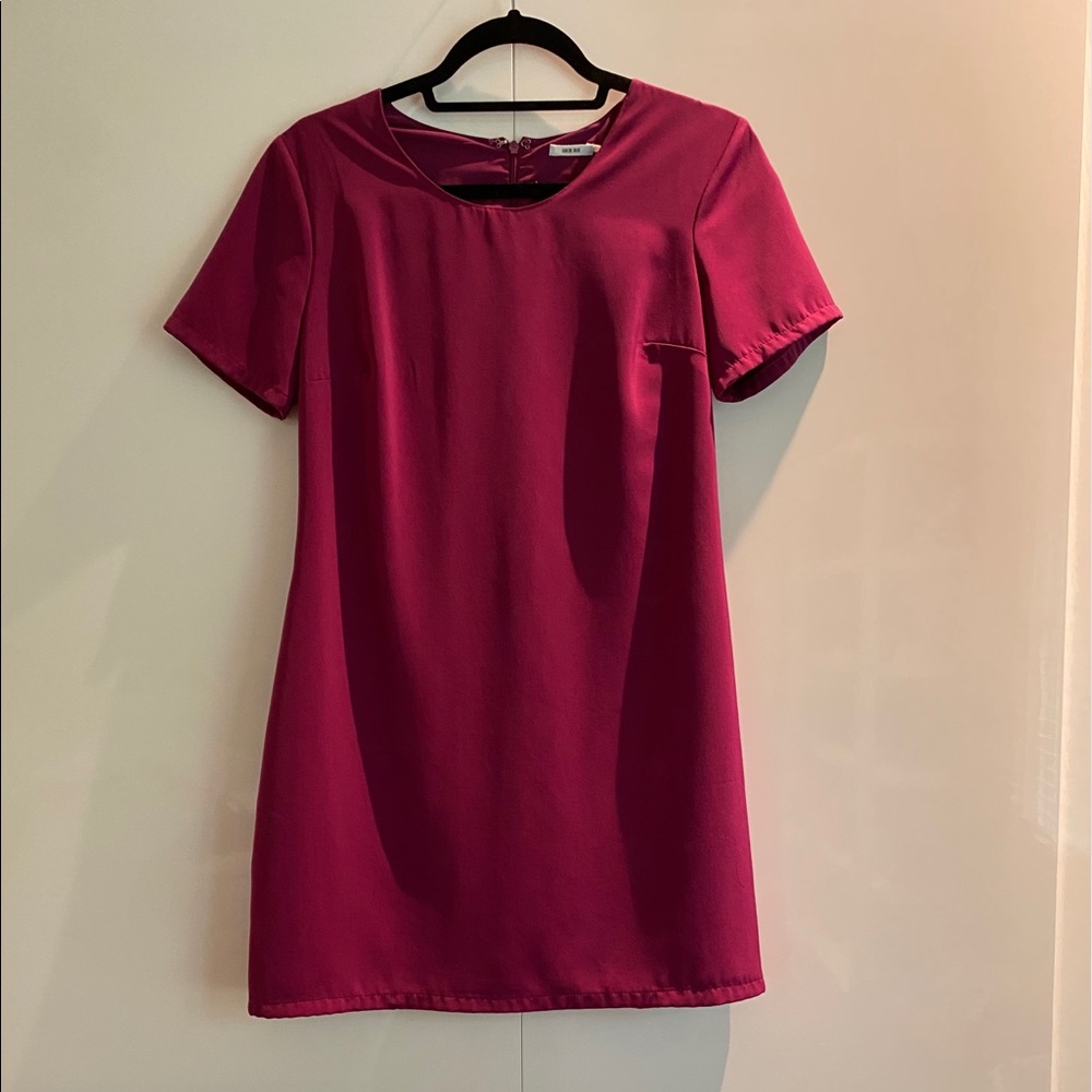 Kimchi Blue — Maroon Shift Dress